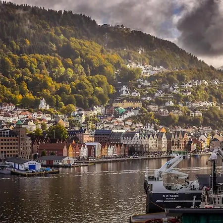 Exclusive Penthouse With Bryggen Views I Must Appartement *