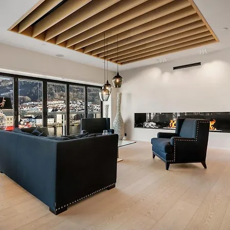 Exclusive Penthouse With Bryggen Views I Must 베르겐