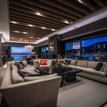 Exclusive Penthouse With Bryggen Views I Must 베르겐