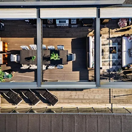 아파트 Exclusive Penthouse With Bryggen Views I Must 베르겐