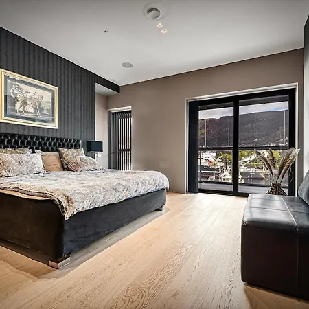 아파트 Exclusive Penthouse With Bryggen Views I Must 베르겐