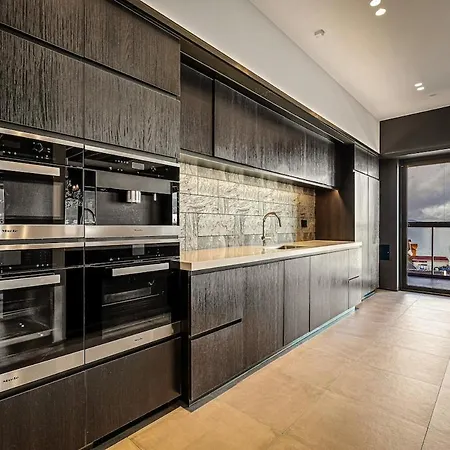 아파트 Exclusive Penthouse With Bryggen Views I Must 베르겐