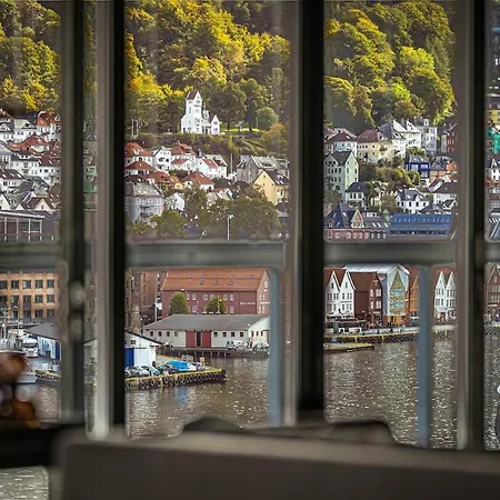 아파트 Exclusive Penthouse With Bryggen Views I Must