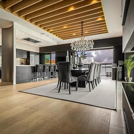 Exclusive Penthouse With Bryggen Views I Must 아파트 *