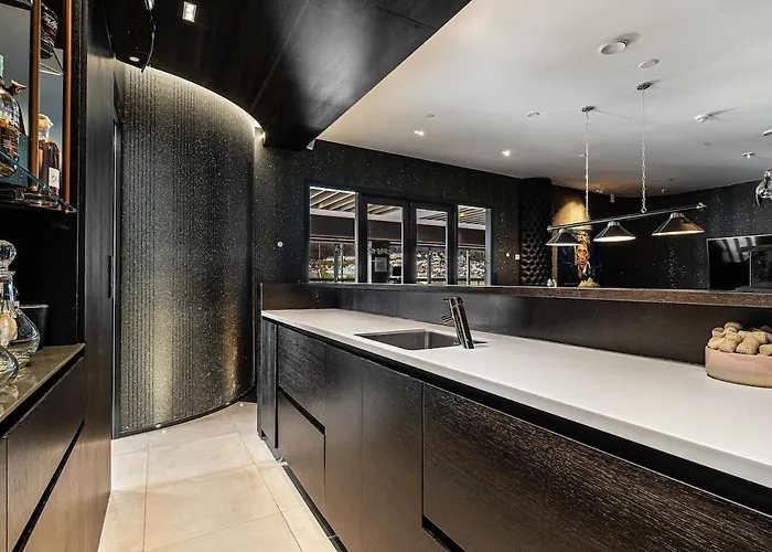 Апартаменты Exclusive Penthouse With Bryggen Views I Must
